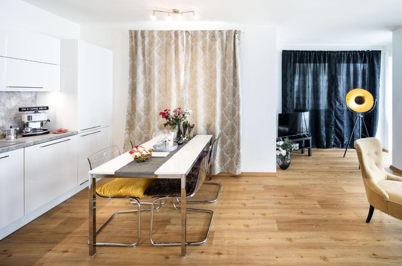 Silvie Apartments - Zlate Terasy Оломоуц Екстериор снимка