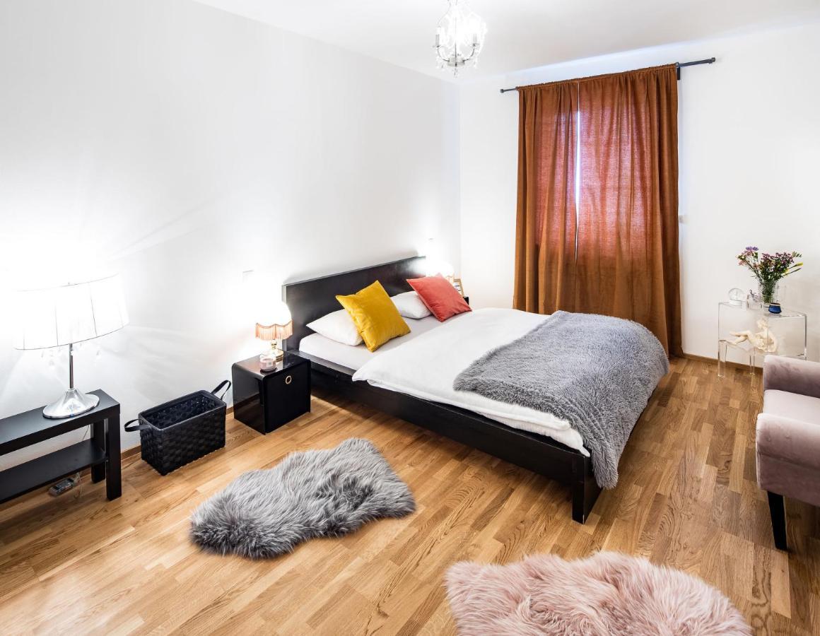 Silvie Apartments - Zlate Terasy Оломоуц Екстериор снимка