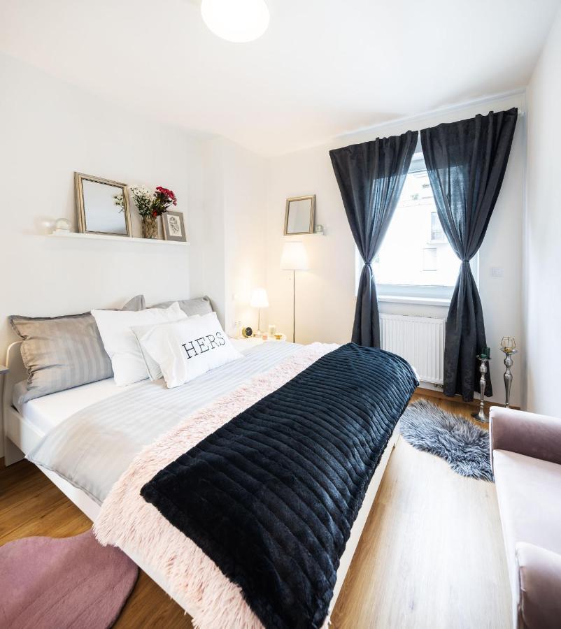Silvie Apartments - Zlate Terasy Оломоуц Екстериор снимка