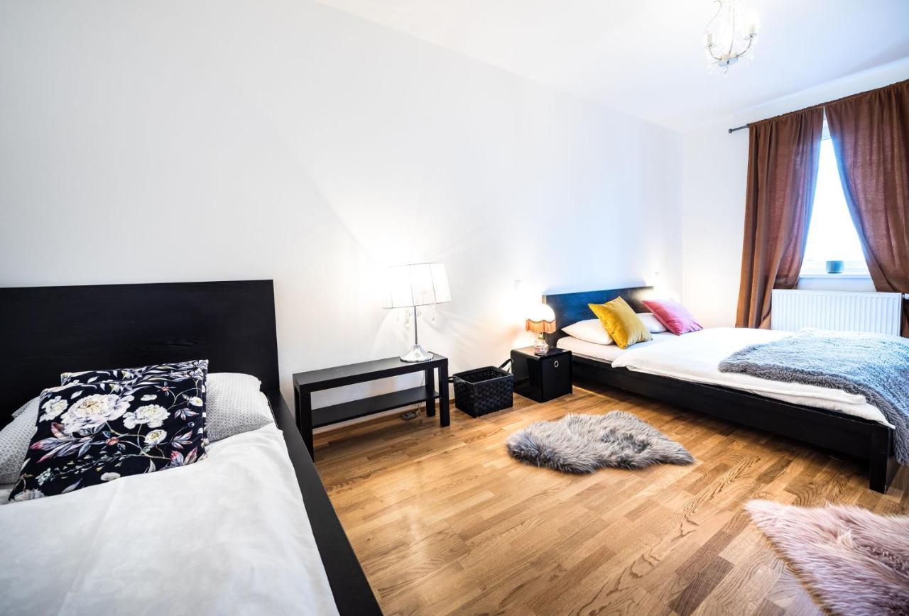 Silvie Apartments - Zlate Terasy Оломоуц Екстериор снимка