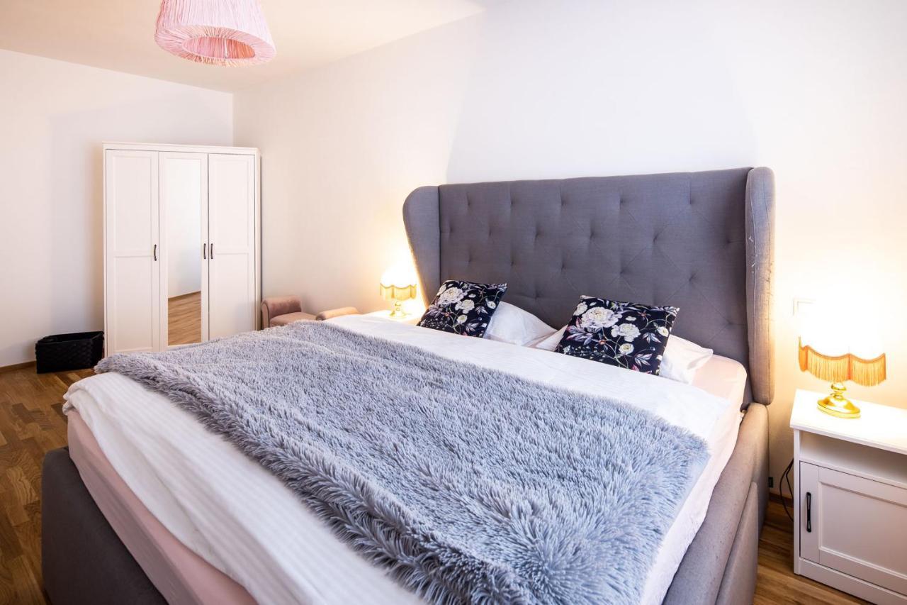 Silvie Apartments - Zlate Terasy Оломоуц Екстериор снимка